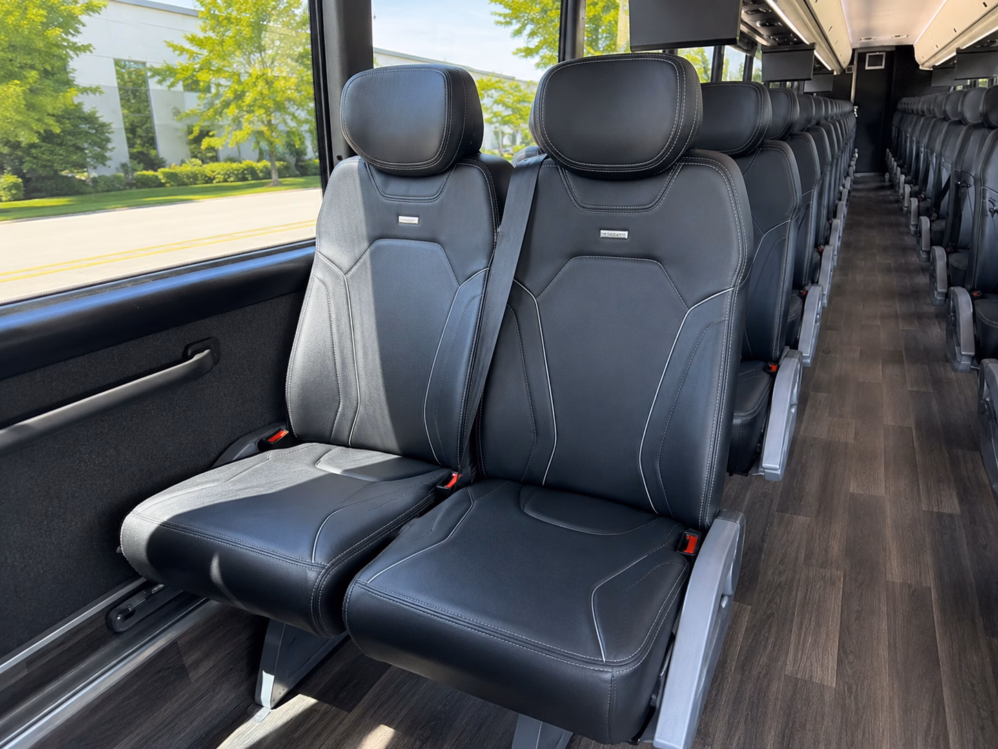 how the type of bus changes the price in nashua new hampshire